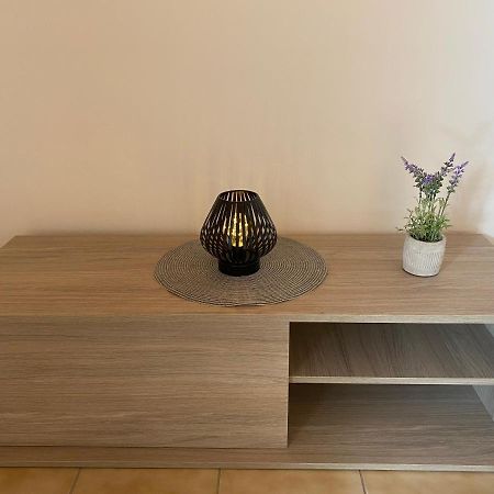 Helena Apartman チェーセクトマイ エクステリア 写真
